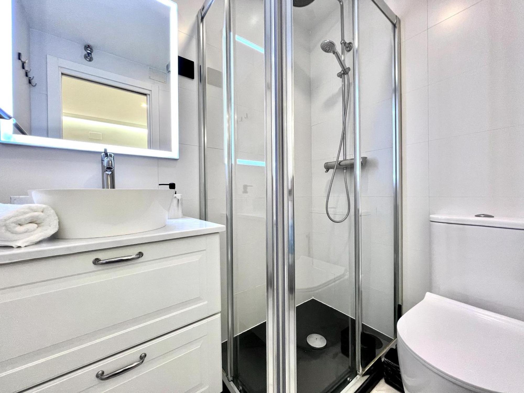 Apartment In The Heart Of Madrid-Piso En Malasana 외부 사진