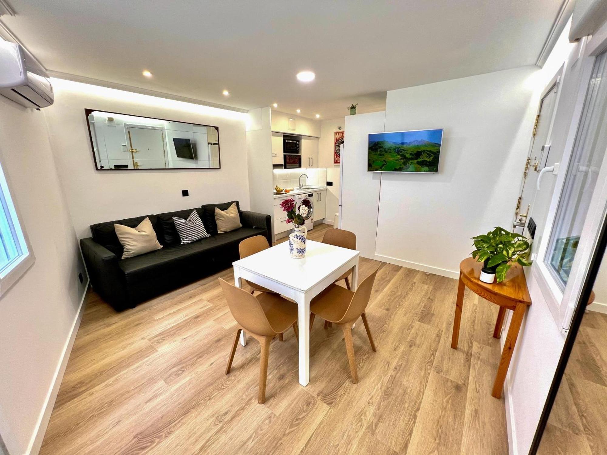 Apartment In The Heart Of Madrid-Piso En Malasana 외부 사진