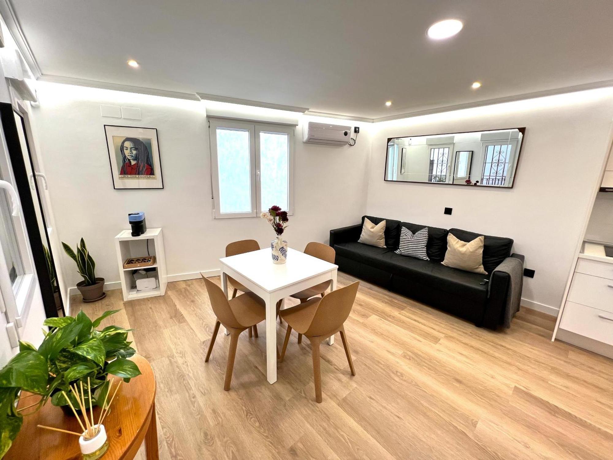 Apartment In The Heart Of Madrid-Piso En Malasana 외부 사진